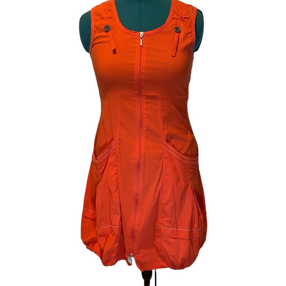 Orange Sleeveless Summer Zipped Dress. Size Large.